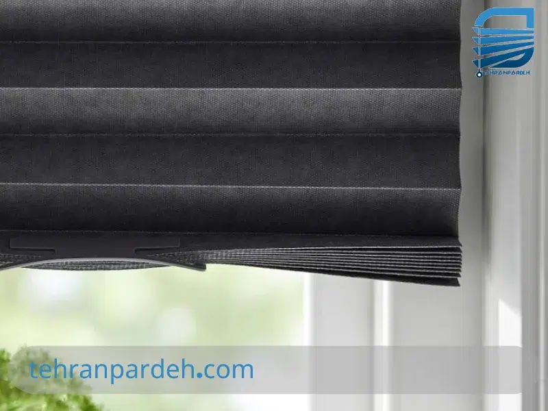 شستن پرده پلیسه