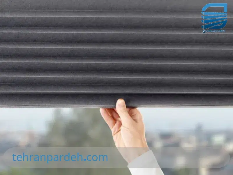 شستن پرده پلیسه